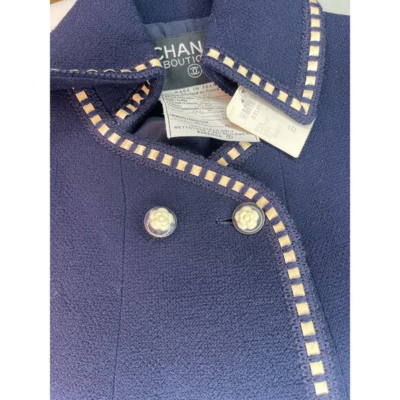 Chanel Vintage 1992 Spring Collection Tweed Wool Suit – Size 36 - Picture 9 of 15